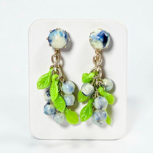 Vintage 1940s Berry Cluster Earrings, Blue Plastic Beads Green Lucite Leaves